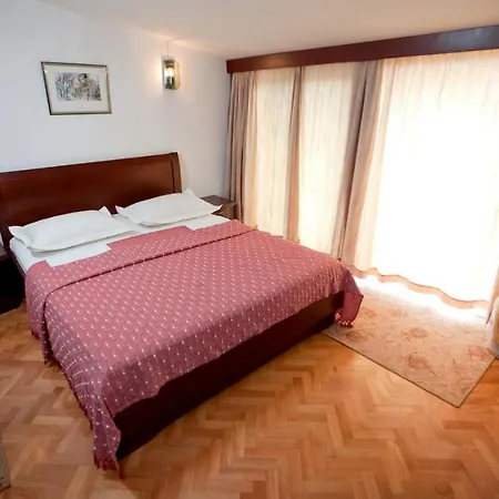 Apartment Agava Begic *