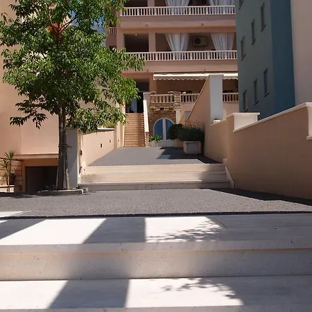 Apartment Agava Begic *