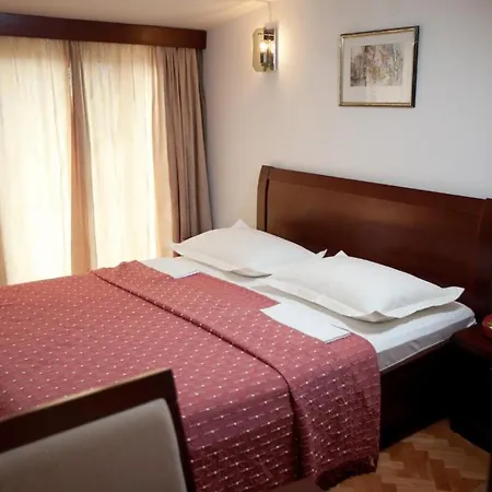Agava Begic Apartment Makarska